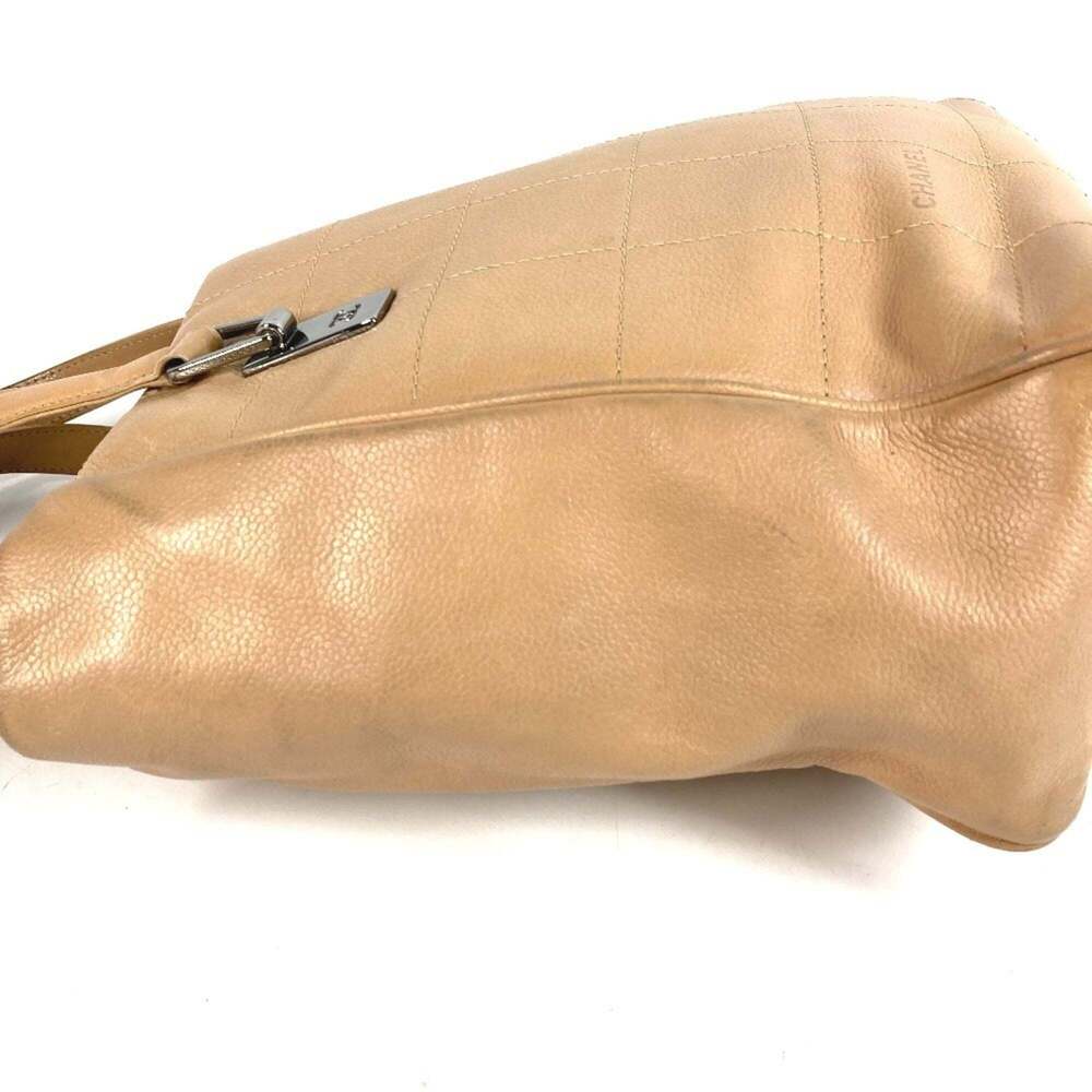 CHANEL Cream Caviar Leather Logo Shoulder Bag - Picture 3 of 15